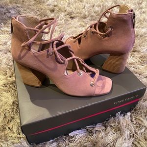 Vince Camuto Nahara Dry Rose Suede Sandals